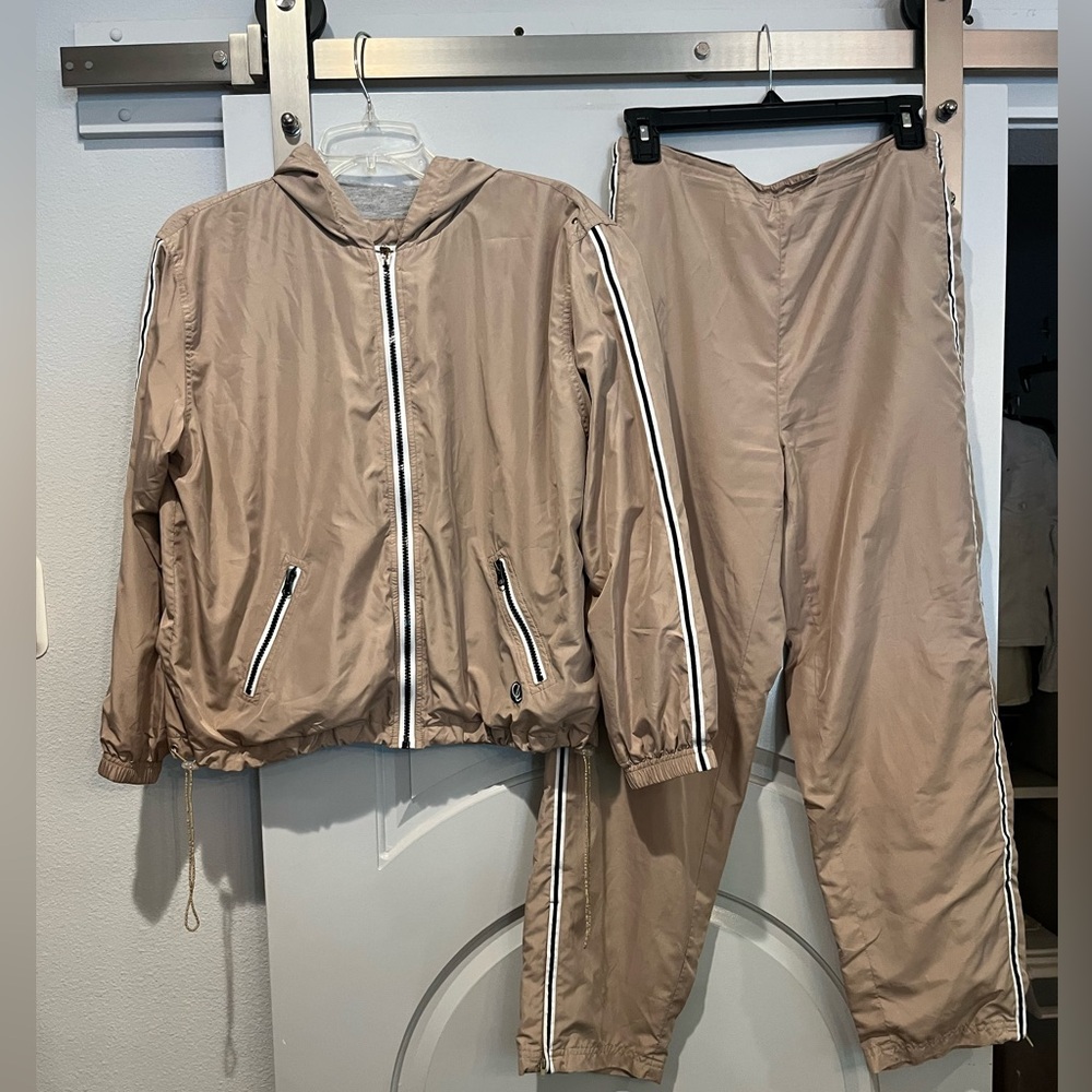 Vintage 80s Oleg Cassini sport khaki zip up hoodie jumpsuit set.